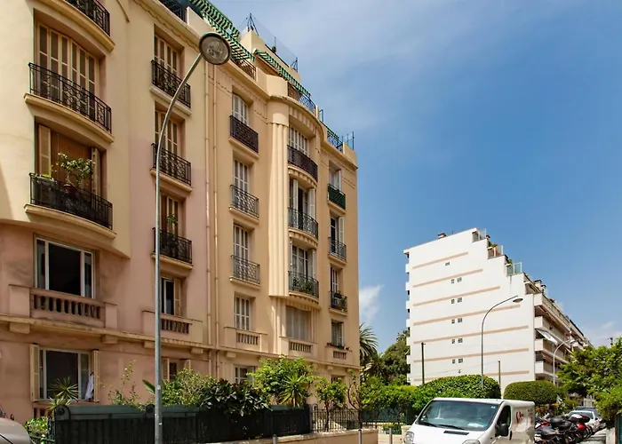 26 Nice Parc Imperial Studio